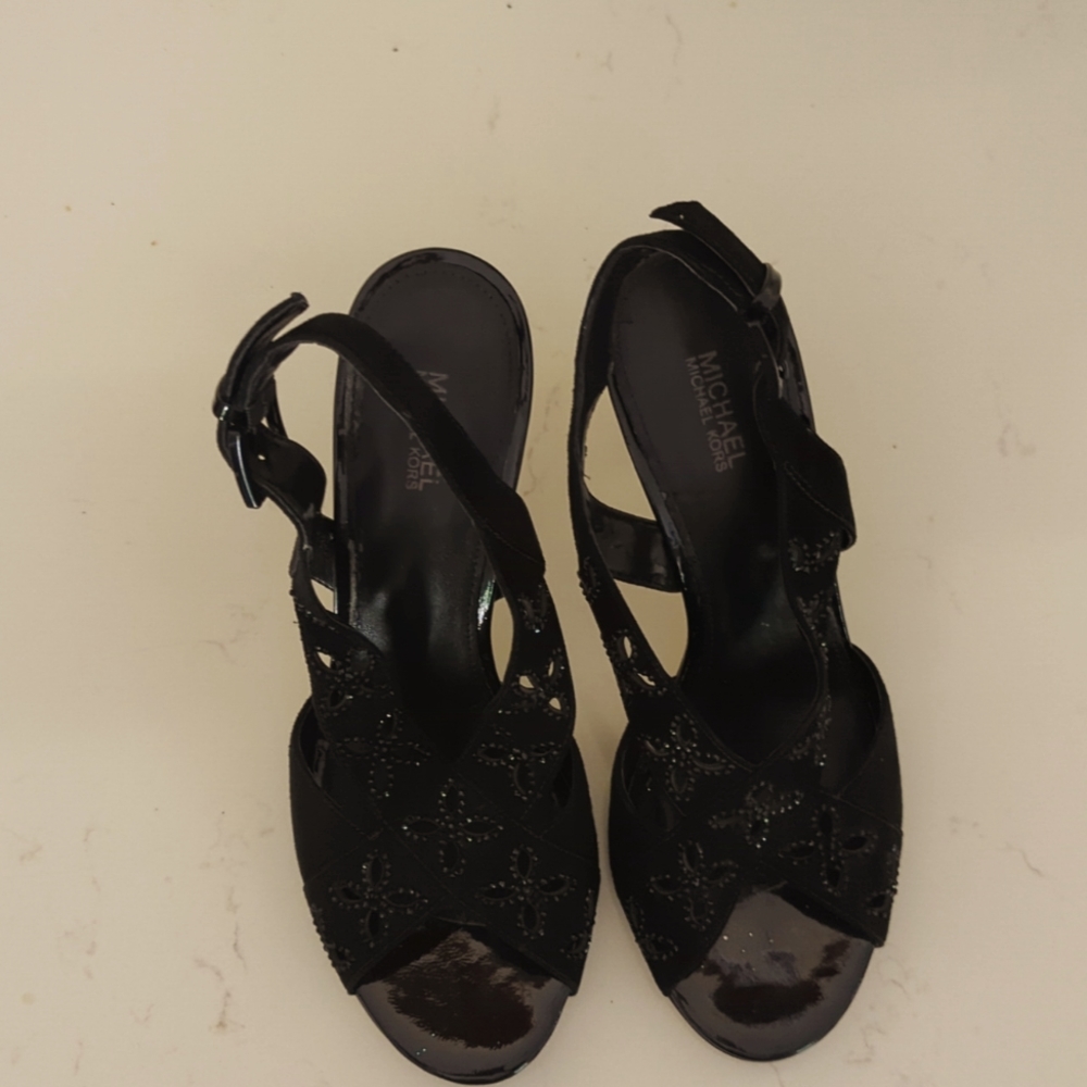Black sandals Michael Kors size 8